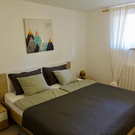 Апартаменты With Parking Space - 24293 Пореч