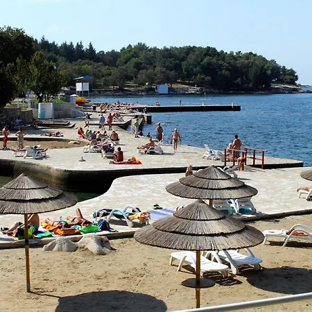 Apartment With Parking Space - 24293 *